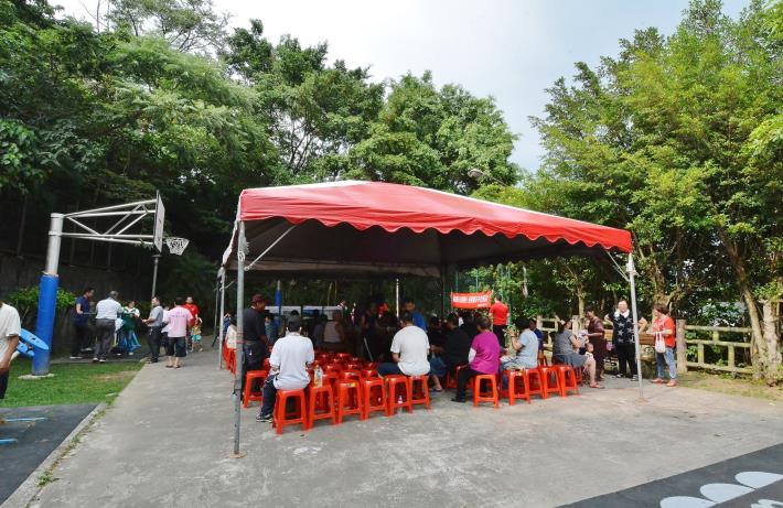 視察「大江山天幕球場工程」 鄭市長：提供運動、集會及活動多元使用