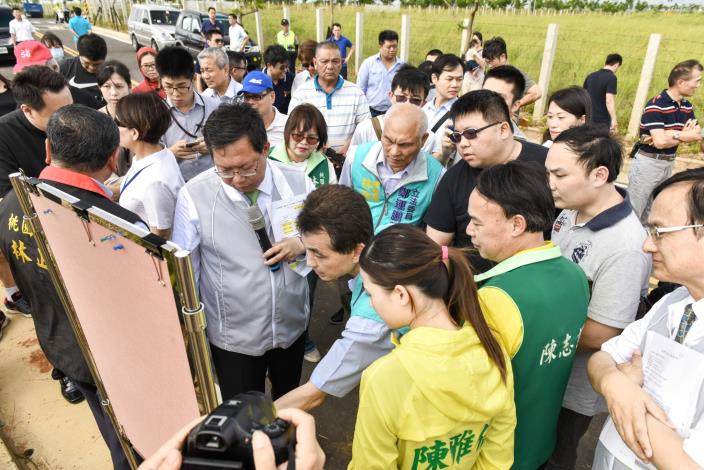 視察桃園市立文青國民中小學預定地 鄭市長：預計109學年度開始招生，打造A7合宜住宅成為高品質生活圈