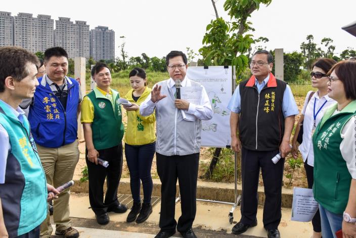 視察桃園市立文青國民中小學預定地 鄭市長：預計109學年度開始招生，打造A7合宜住宅成為高品質生活圈