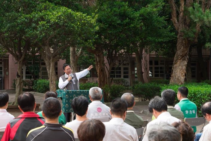 視察南崁國中新建工程及校園設施規劃 鄭市長：增設智慧教室及創客中心，創造更好教育環境