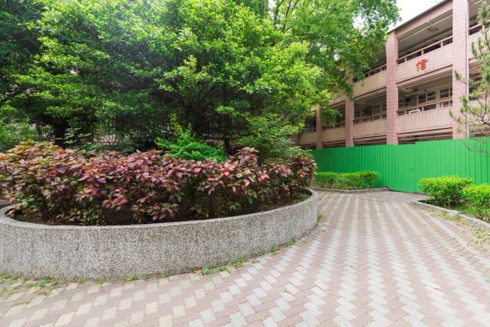 視察南崁國中新建工程及校園設施規劃 鄭市長：增設智慧教室及創客中心，創造更好教育環境