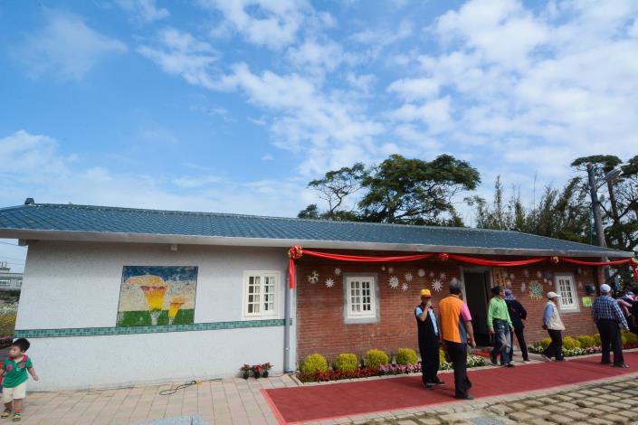 桃園市溪海休閒農業區遊客中心由土角厝轉型而成