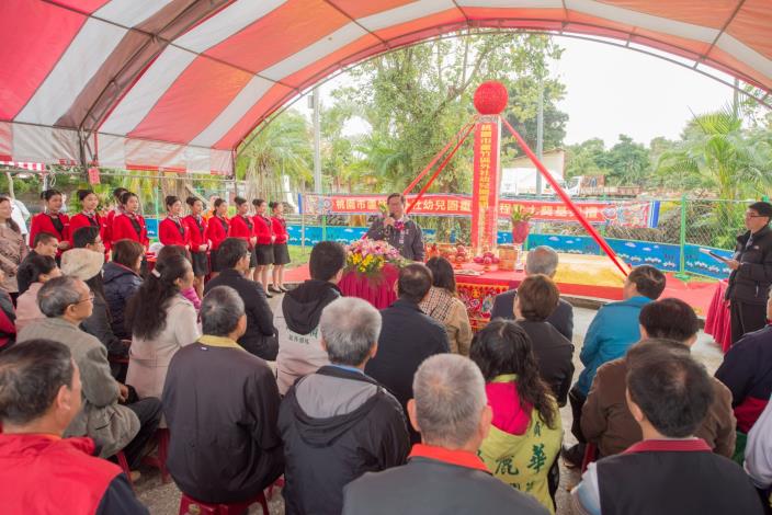市長致詞表示，外社幼兒園將以非營利幼兒園方式經營，引進華德福教育