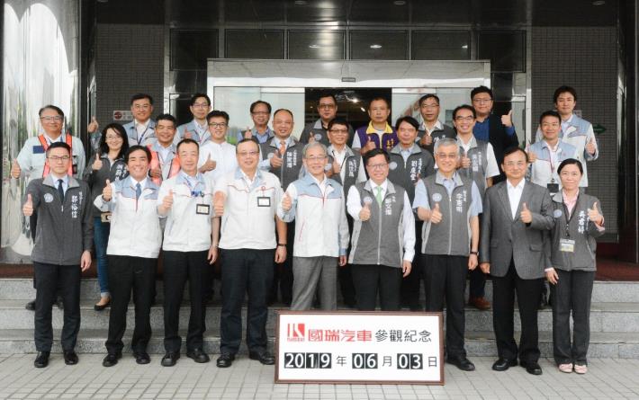市長與貴賓合影