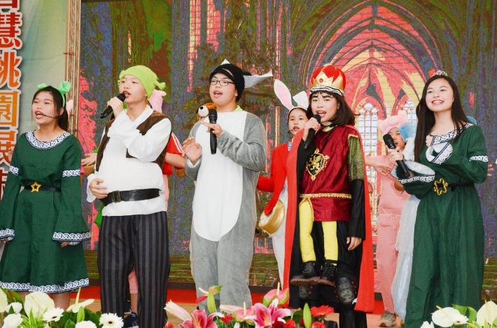 英資班學生帶來戲劇演出
