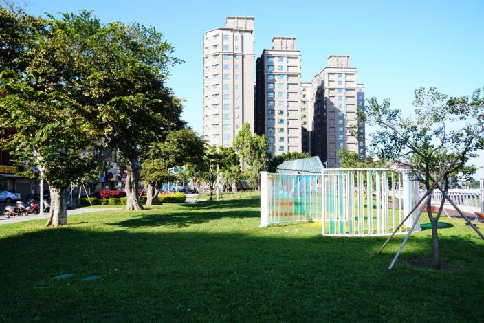 工務局「老街溪河岸公園」獲得最佳施工品質類卓越獎