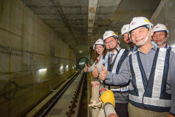 市府將與交通部鐵道局共同努力讓A22站於110年、A23站於115年提前通車