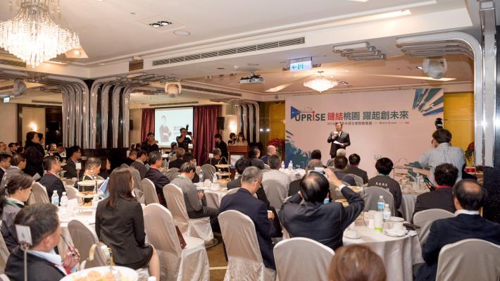 鄭市長期盼今日座談會能夠凝聚政府與企業間的共識，建立制度化且正常的政商關係
