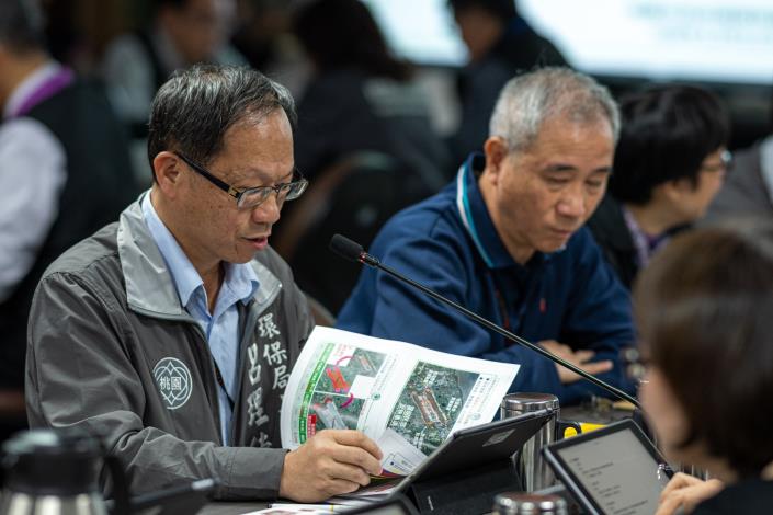 環保局長補充說明「桃園國際機場周邊航道下航空噪音敏感地區補償方案」