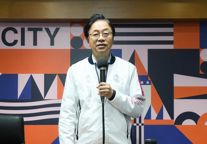 張市長聽取專題報告後進行裁示