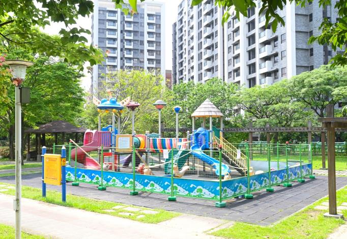 頭重溪公園遊戲場現況