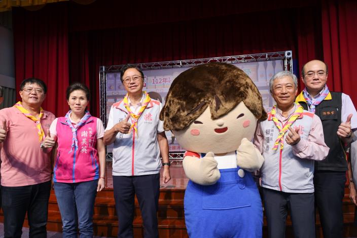 市長與出席貴賓合影
