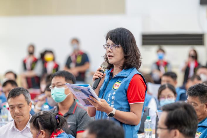 平鎮區里長對里內事務向市府團隊提出意見