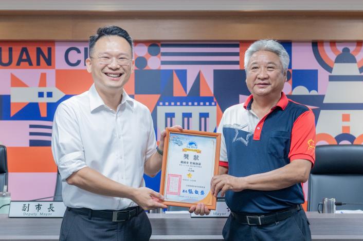 竹圍漁港榮獲「金鑑漁港」評鑑一星級優質漁港