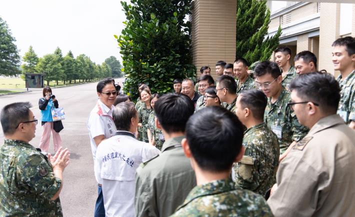 張市長感謝國軍保衛國土安全