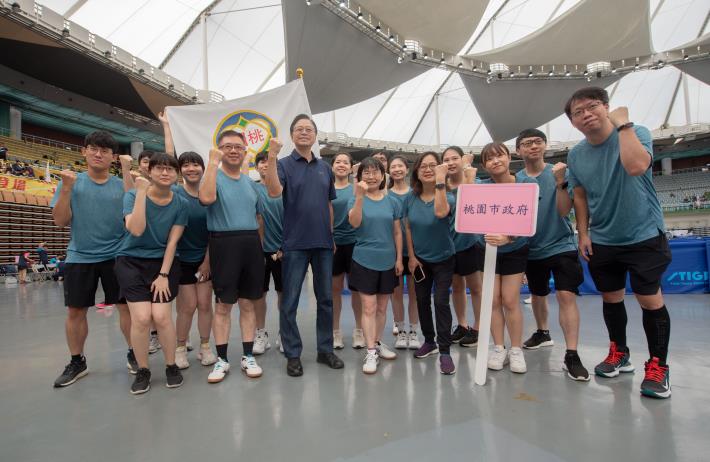 不少公教同仁在推動市政之餘，享受桌球運動