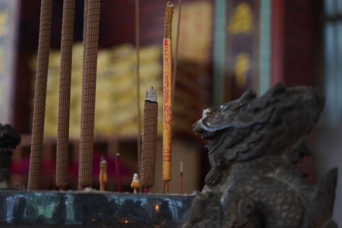 陳毅拍攝以信仰為題材的《三清》紀錄片，希望展現宮廟信仰、土地與民眾間緊密的關係。