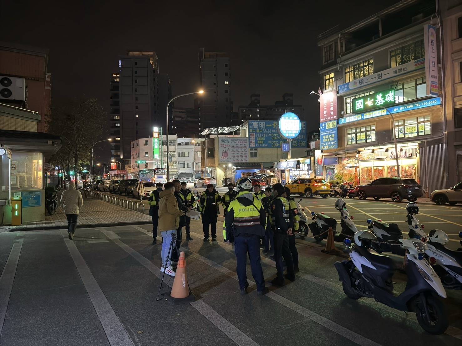 噪音管制新法上路實施 機車排氣管改裝需付費認證1