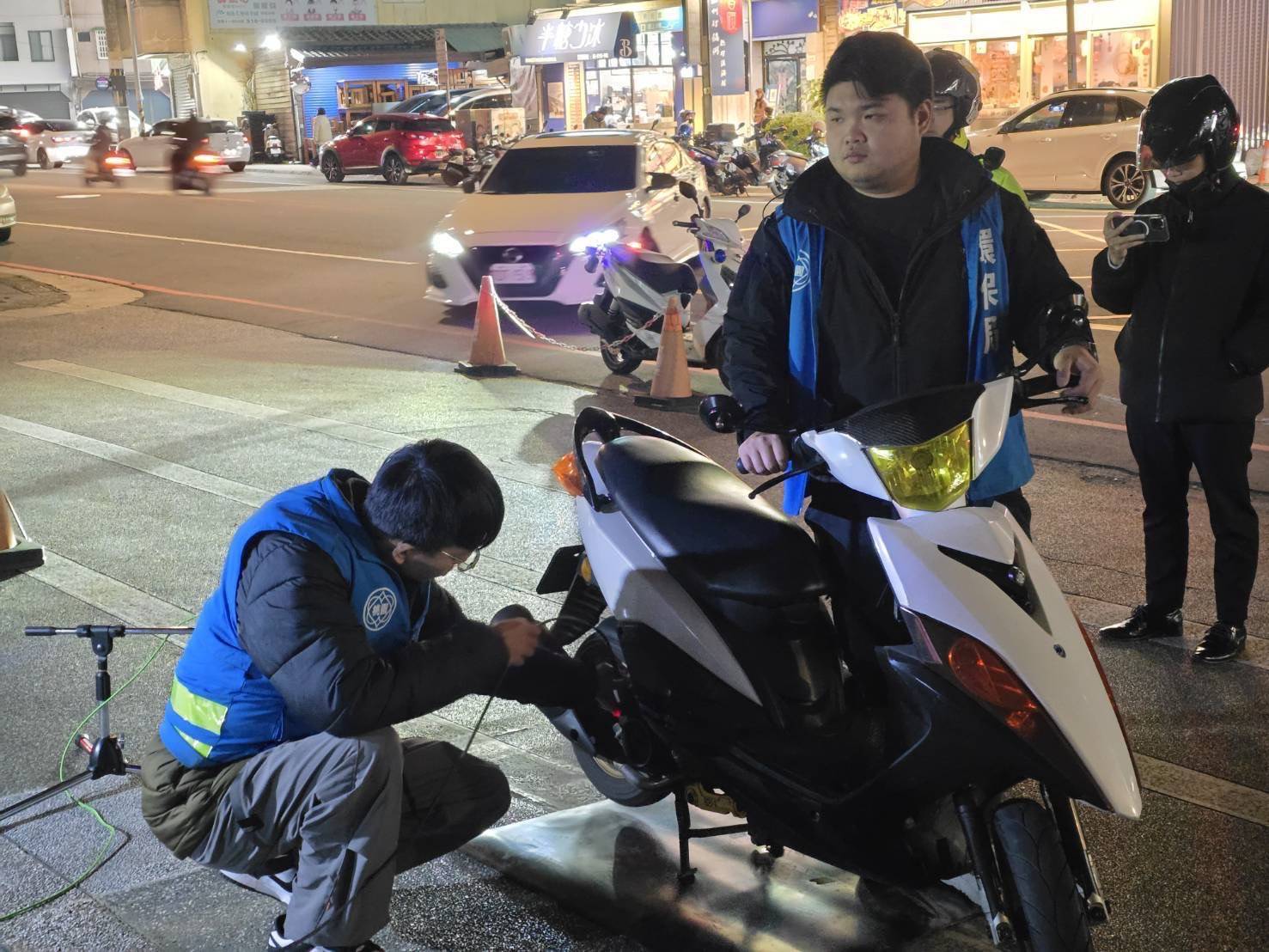 噪音管制新法上路實施 機車排氣管改裝需付費認證2
