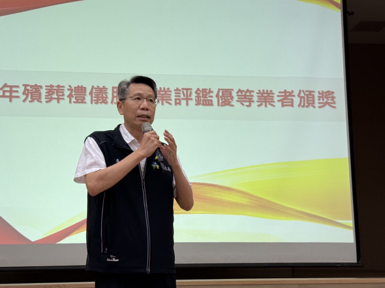 游專門委員建盛致詞