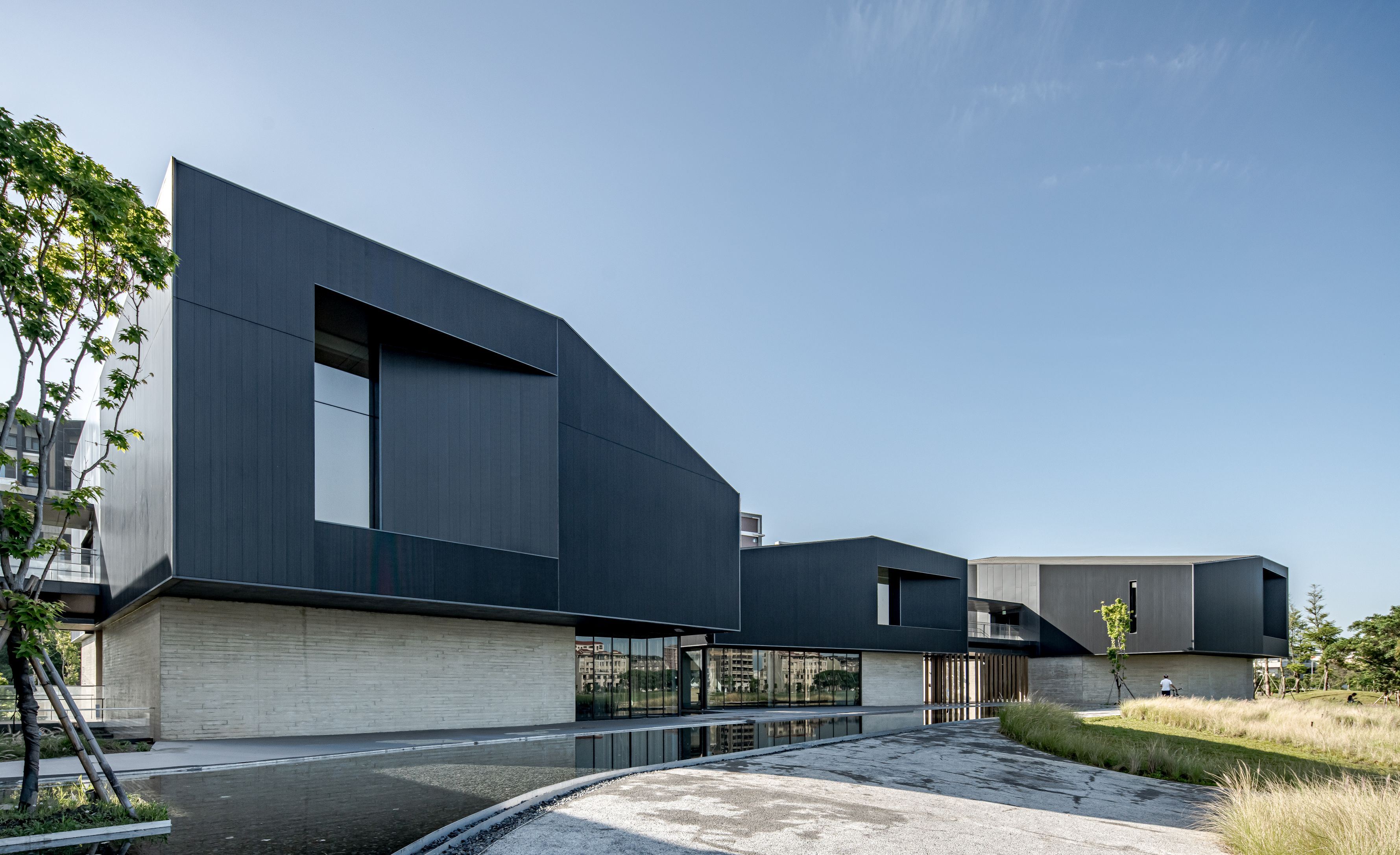 03-橫山書法藝術館外觀。(桃園市立美術館提供，原間影像工作室拍攝)