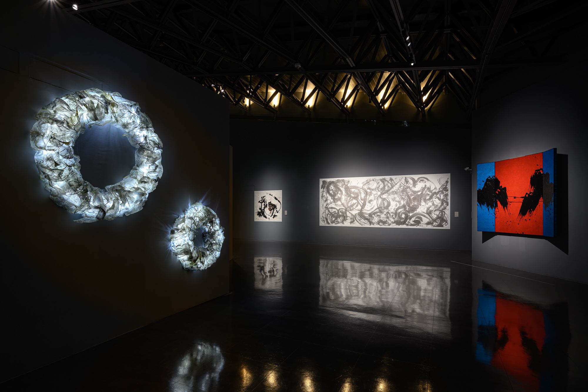 女性書藝家作品齊聚的當代書法展（攝影／ANPIS FOTO王世邦，圖片提供／桃園市立美術館）