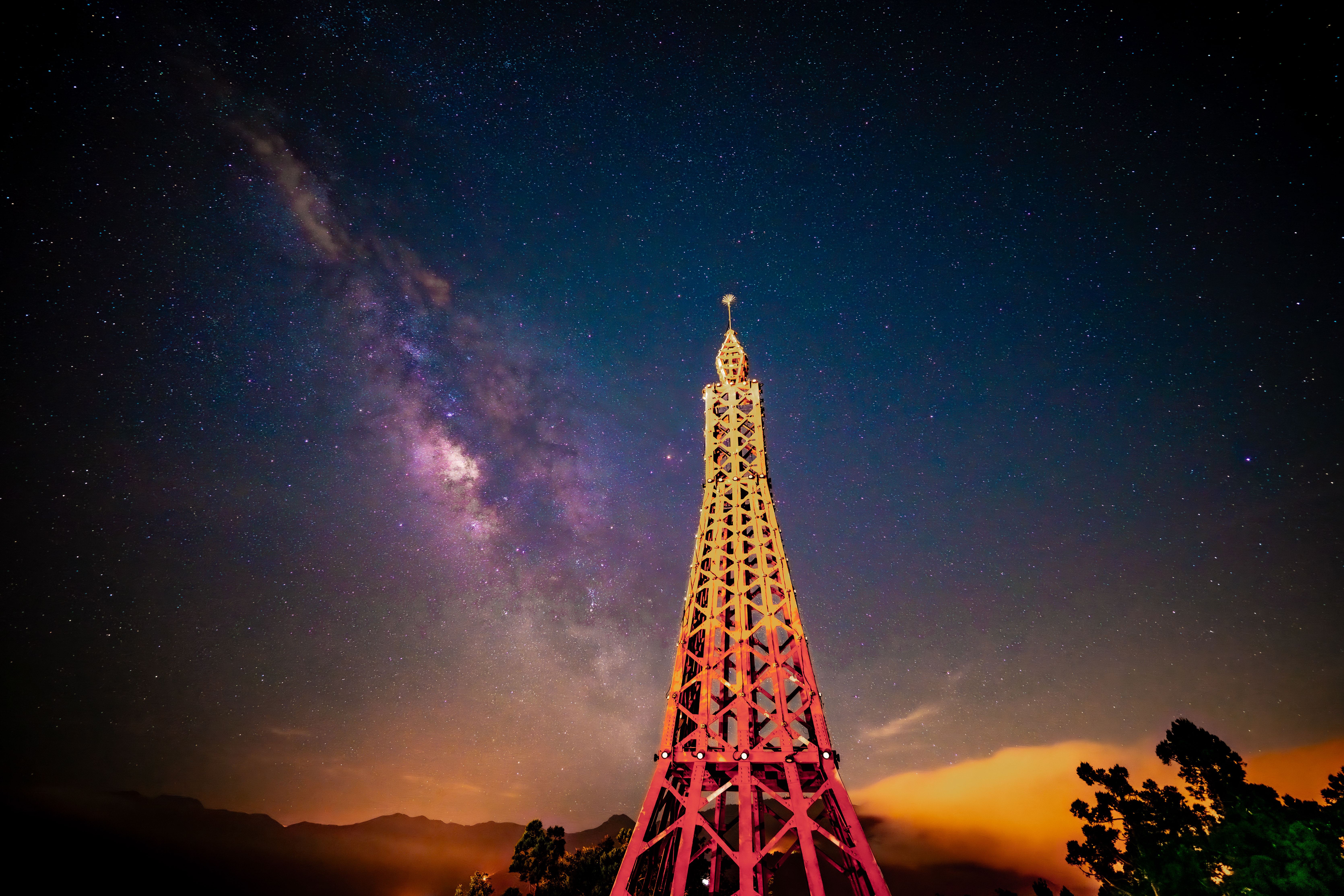 桃市府積極推動拉拉山申請全台首座「暗空勝地」認證，落實永續旅遊願景。