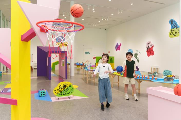 展區照【雙六】（綠芽數位拍攝、桃園市立美術館提供） 