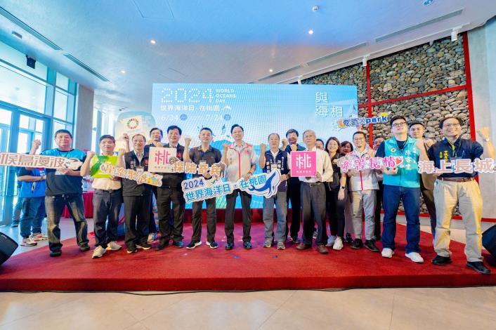 張市長與貴賓合影