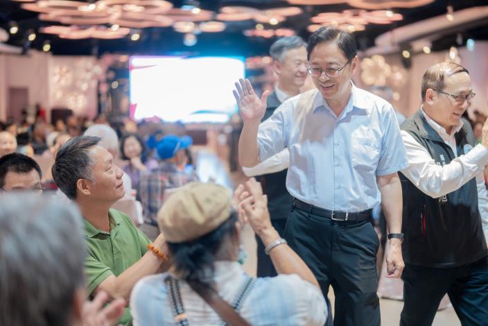張市長出席退休警察人員座談會