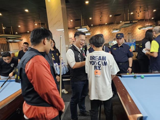 蘇副市長關心深夜未歸的青少年