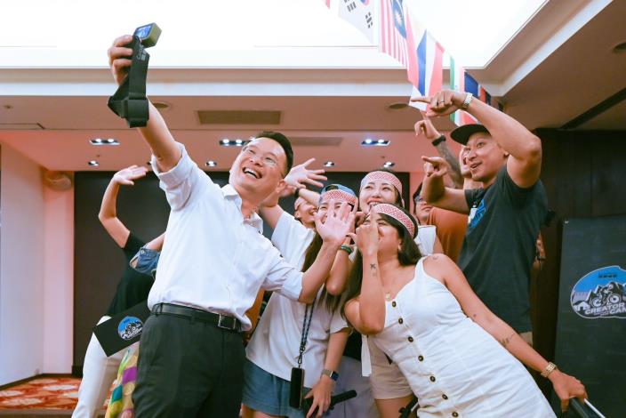 蘇副市長使用GoPro拍攝互動影片