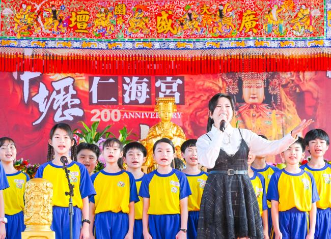 未來市府將持續與區公所及宮廟團體緊密合作，讓宗教慶典轉化為具觀光亮點的文化廟會，吸引更多年輕世代參與，延續在地信仰與文化能量