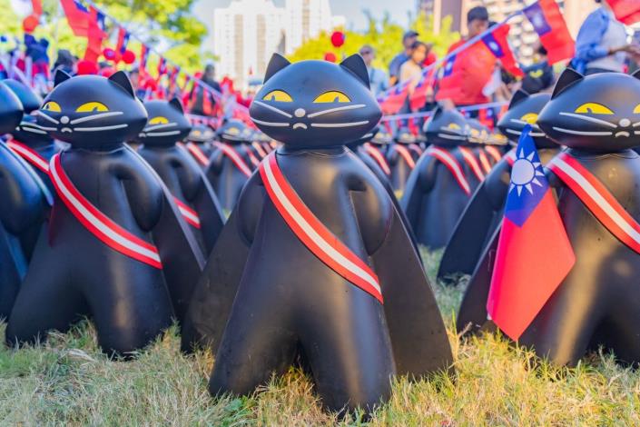 國慶升旗活動亮點「黑貓出任務」