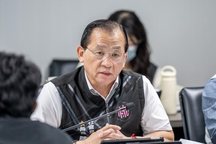 社會局長陳寶民補充