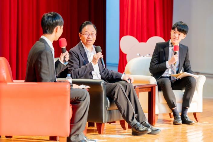 張市長與學生進行互動環節