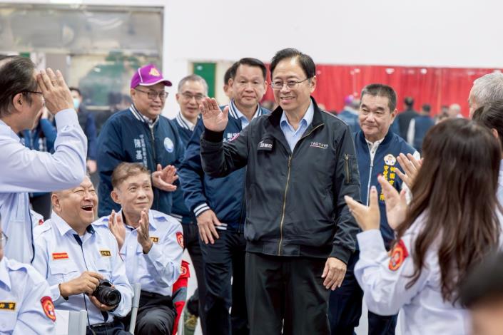 守望相助隊熱烈歡迎市長