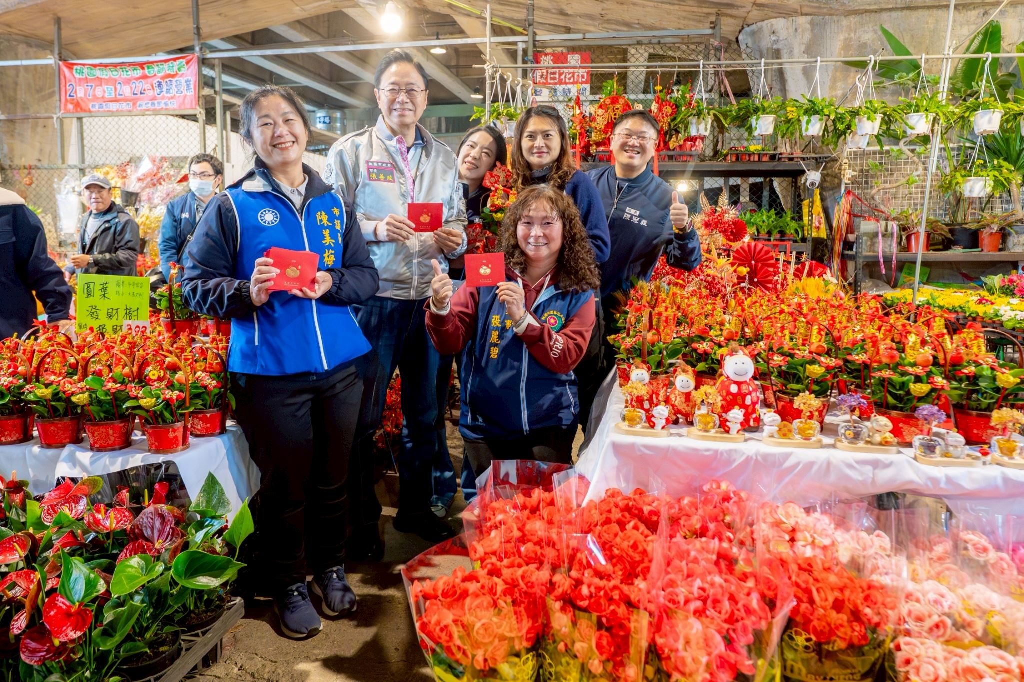 張市長邀民眾買花迎新年