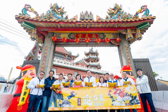 張市長與貴賓合影