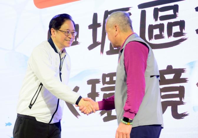 桃市表揚績優水環境巡守與淨海志工