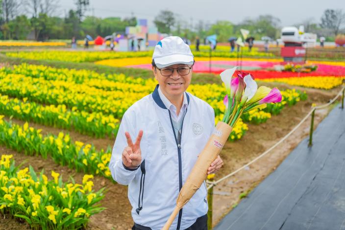 張善政表示，今年彩色海芋季深化花卉觀光與棒球文化的跨域整合