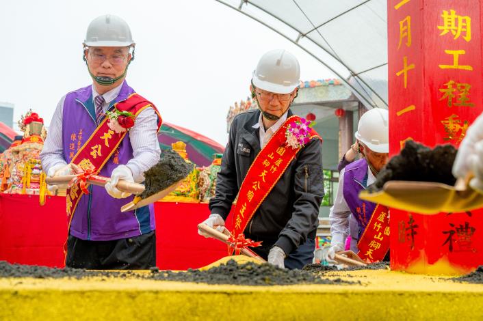 本次工程為重建首期工程，預計工期約一年半，後續逐步完善設施與服務功能
