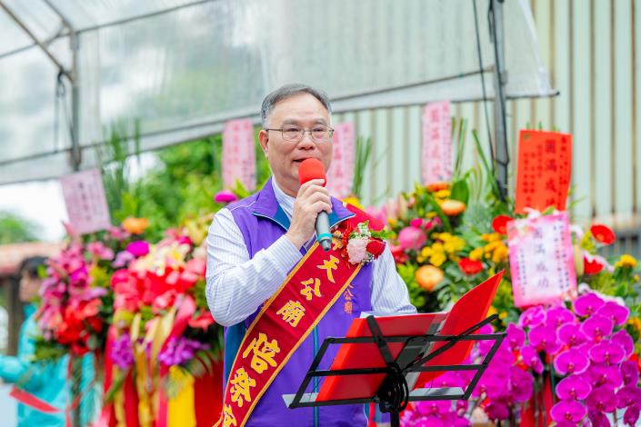 蘆竹山腳天公廟主任委員陳進興致詞