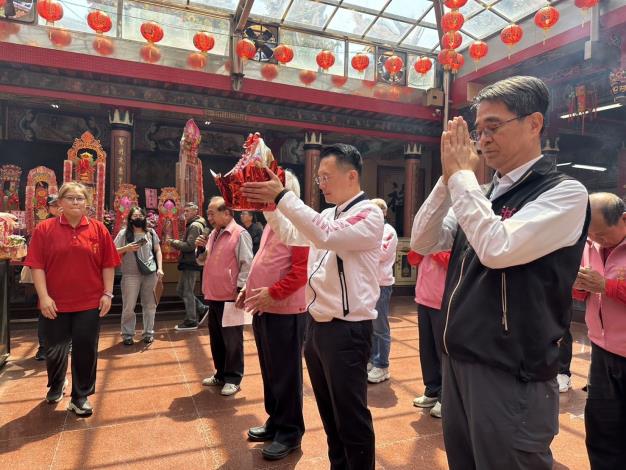 蘇副市長與貴賓出席慶典祈求平安