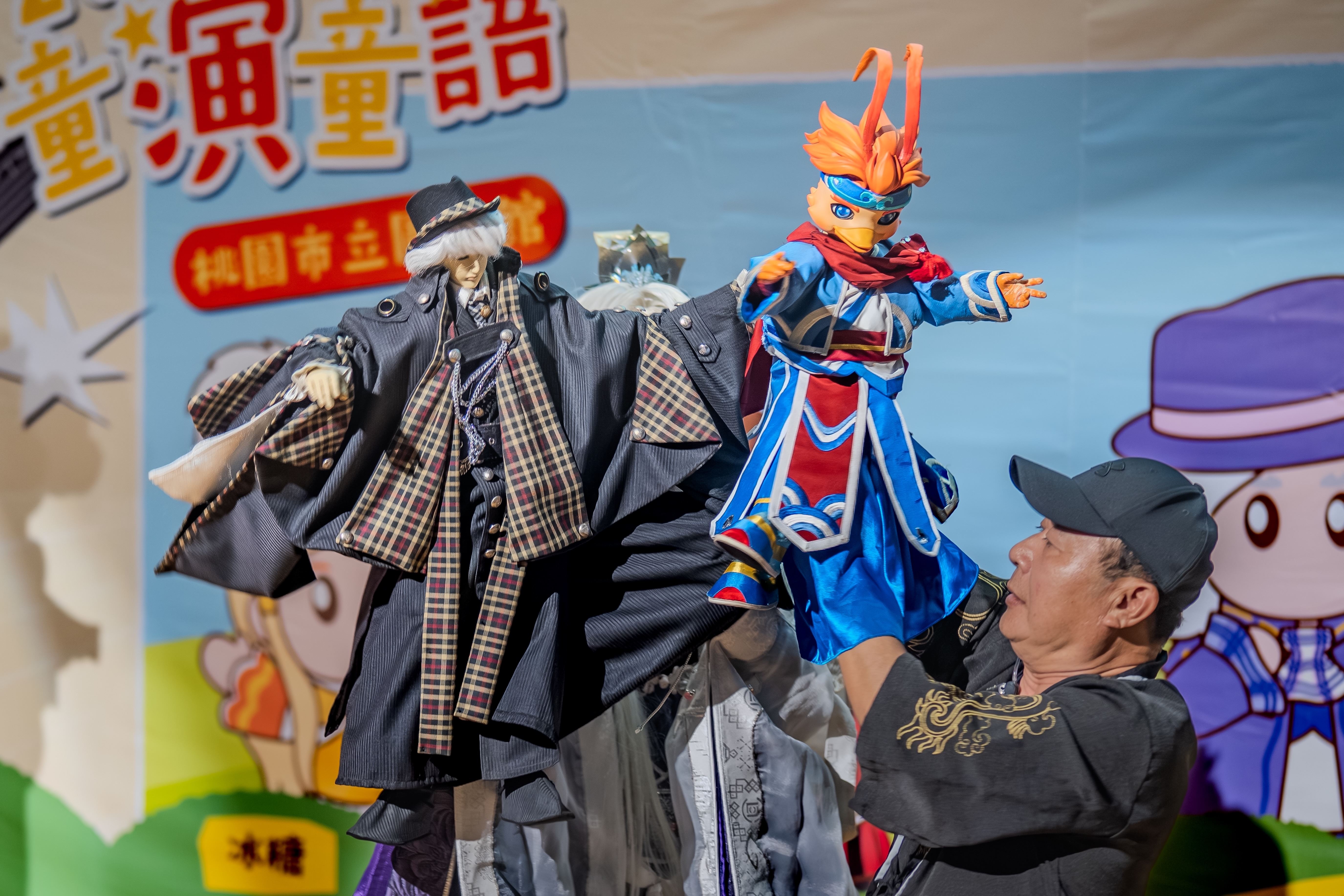 霹靂布袋戲首度與桃園市立圖書館合作