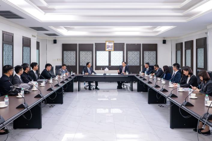 桃園市長張善政率團訪駐泰辦事處