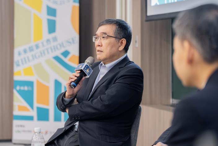 前工研院總營運長余孝先