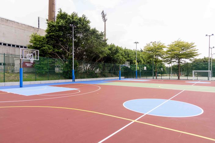 青埔運動公園附屬籃球場設置共用型足球場啟用