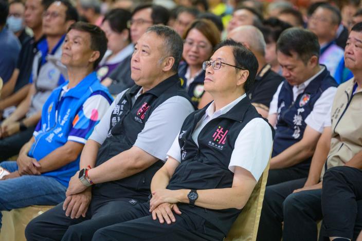 張市長聆聽簡報