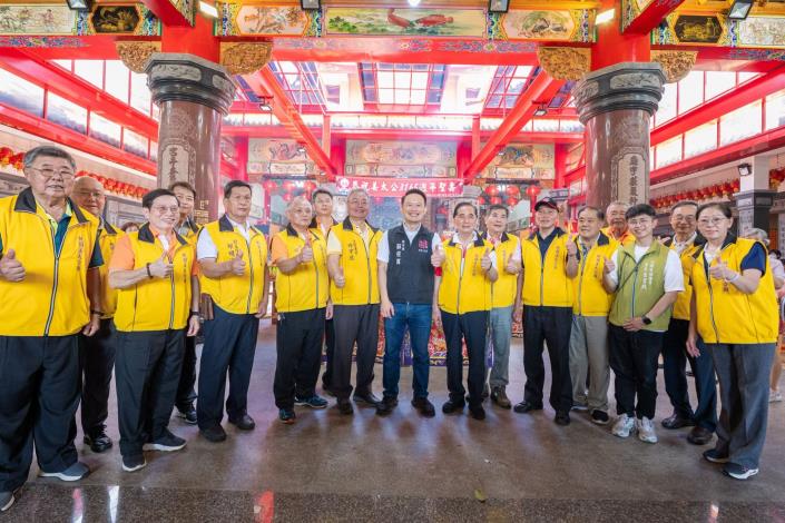 全國最大姜太公廟祝壽團拜